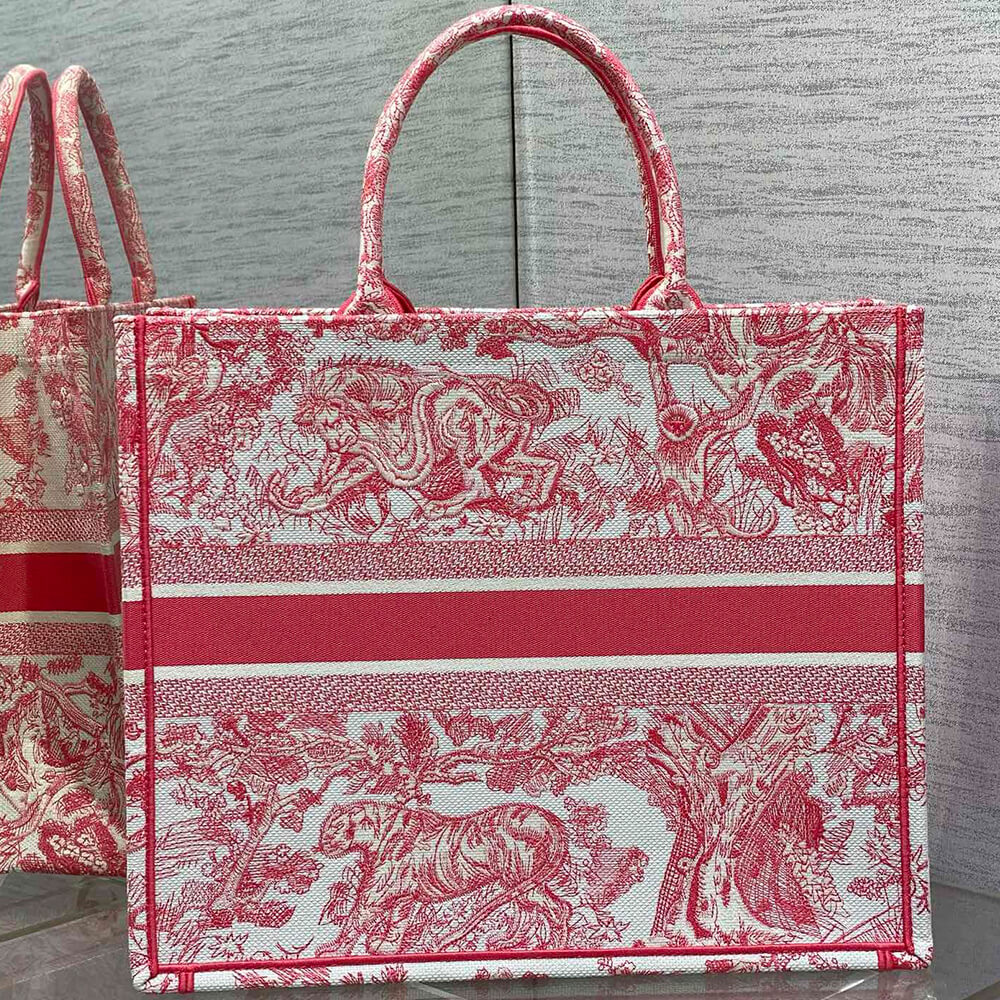 large D*oriviera D*or book tote