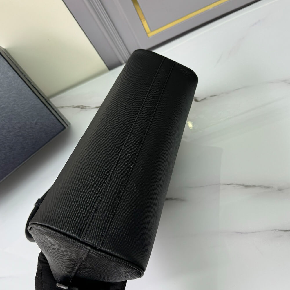 Pra*a medium saffiano leather bag(high-end grade)