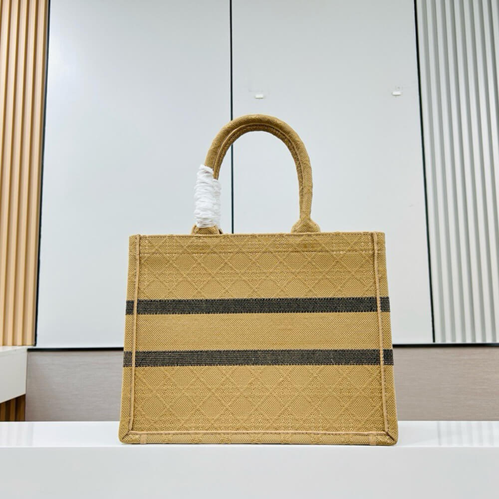 medium D*or book tote