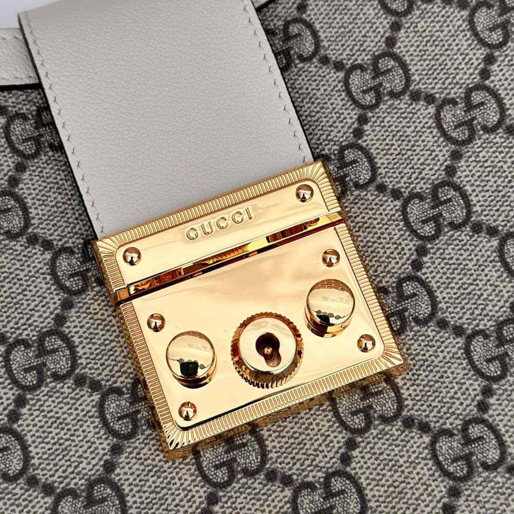 G*u*i padlock gg medium shoulder bag