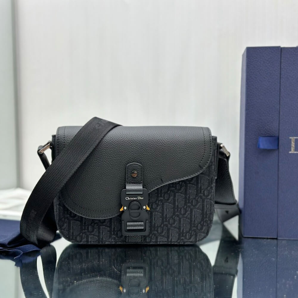 D*or small saddle messenger bag with flap(high-end grade)