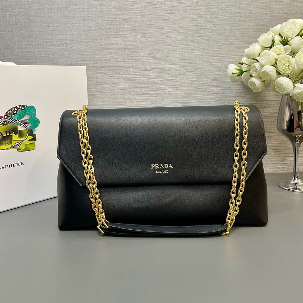 Pra*a medium leather shoulder bag (high-end grade)