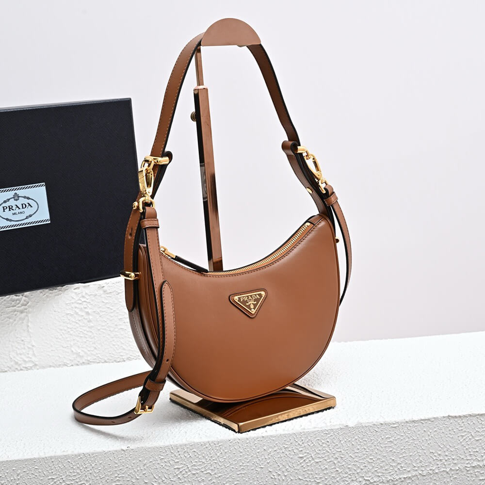 Pra*a arque leather shoulder bag