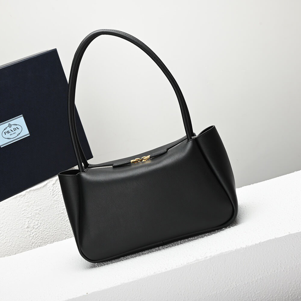Pra*a medium leather handbag