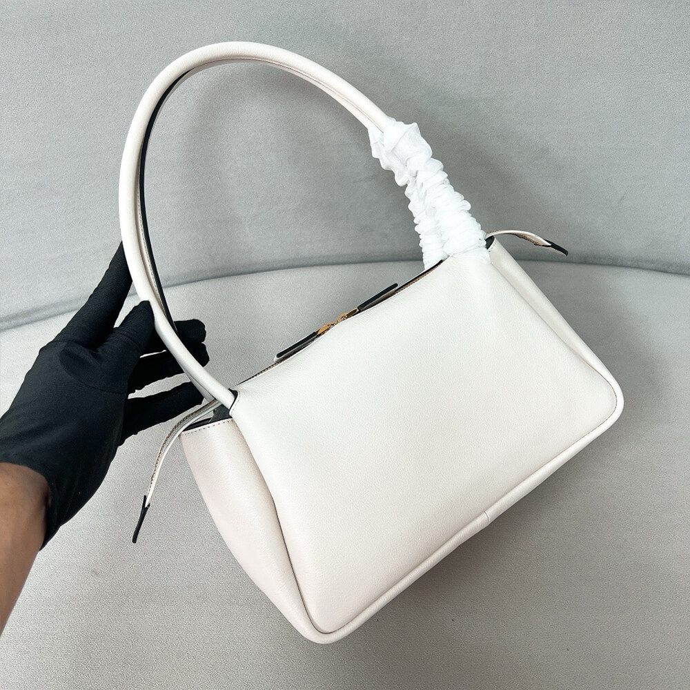 Pra*a medium leather handbag