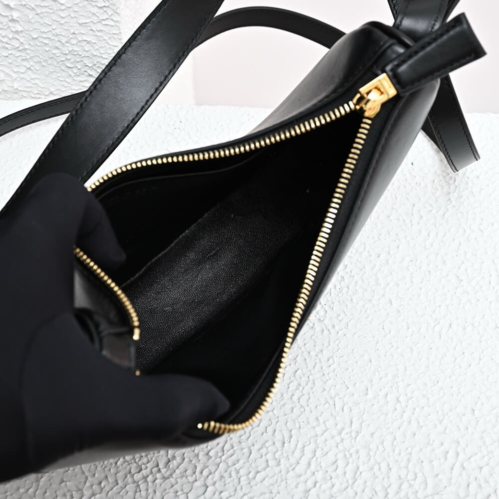 Pra*a arque leather shoulder bag