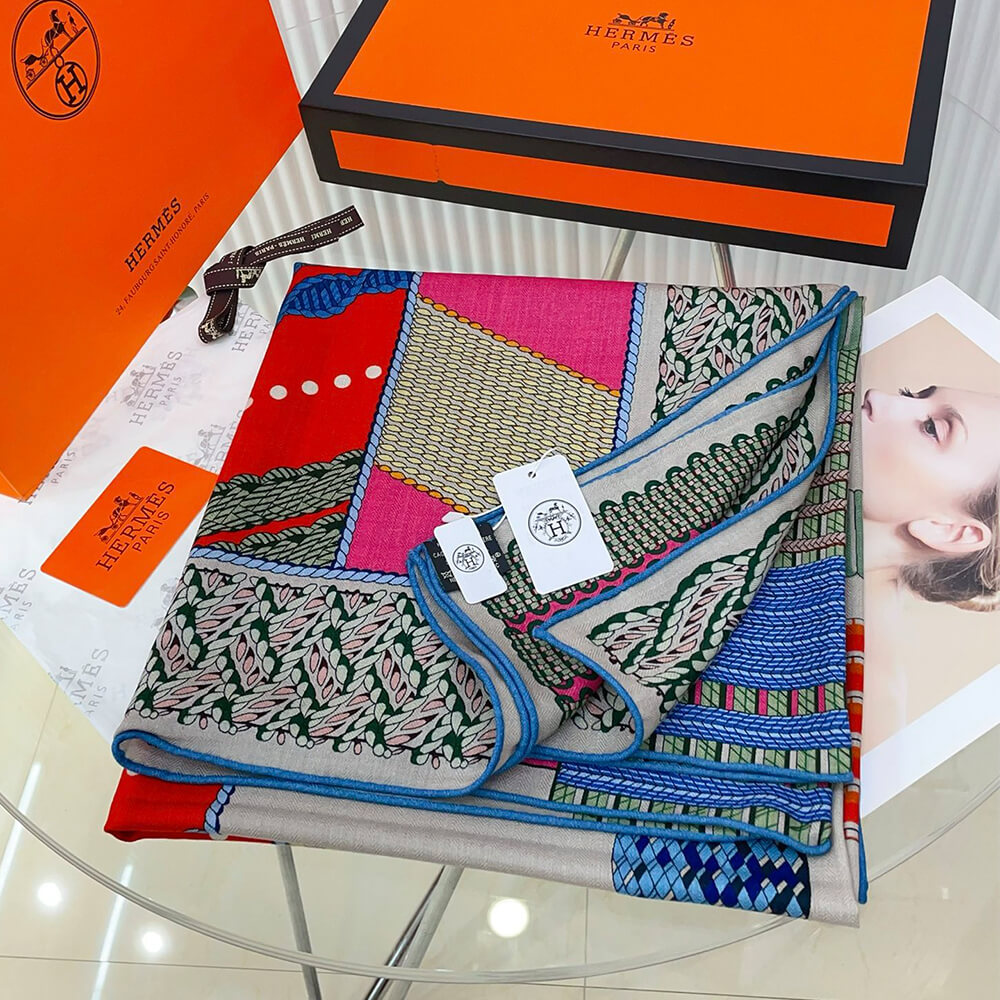 H**mes shawl