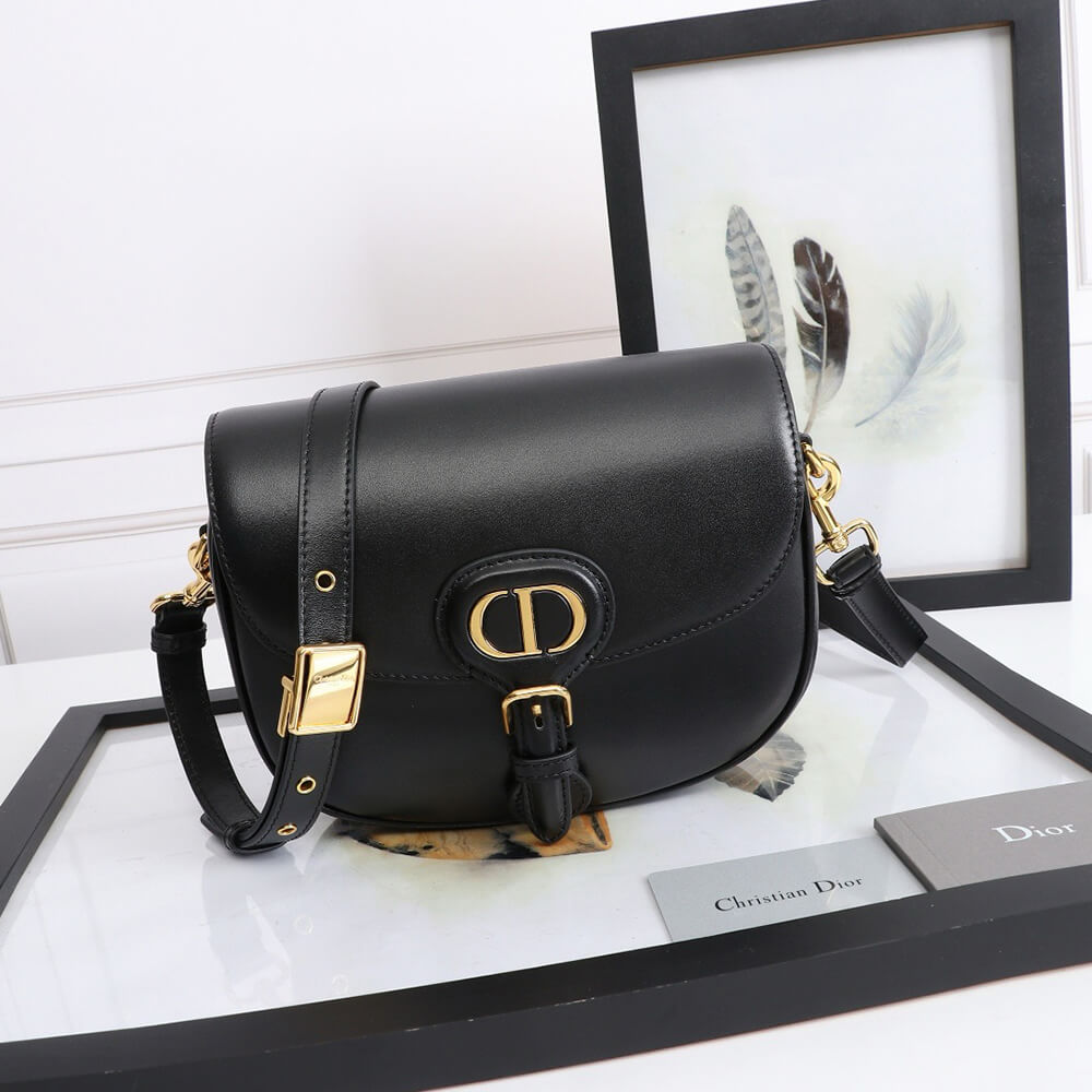 medium D*or bobby bag