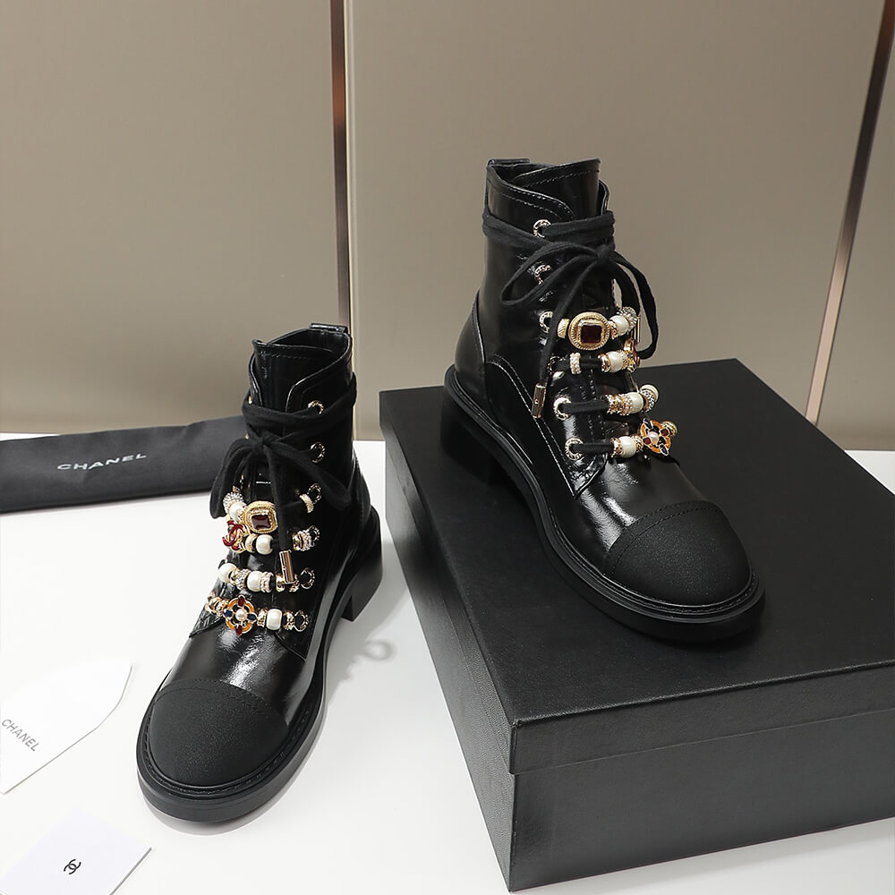 Ch*el combat boots