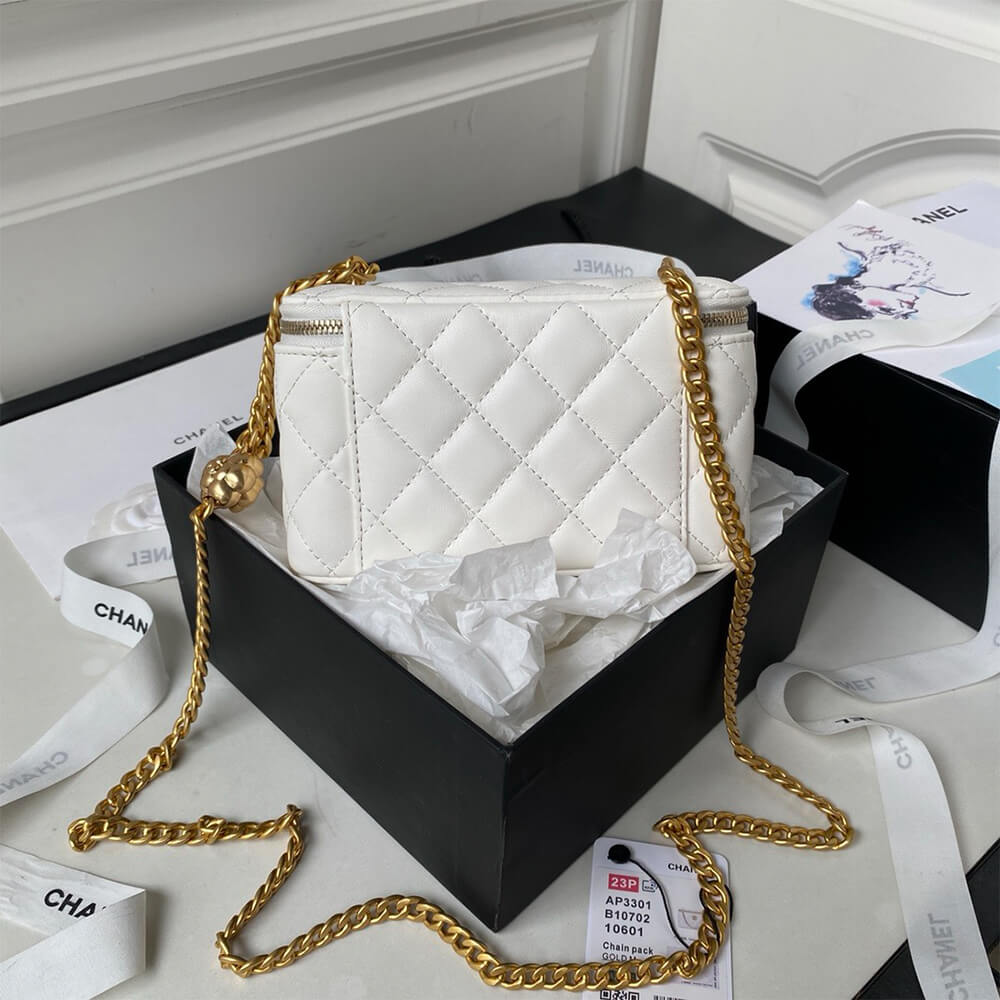 Ch*el vanity with chain(high-end grade)