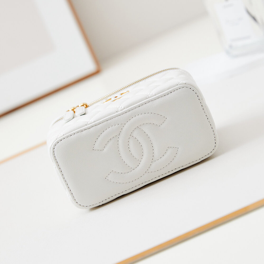 Ch*el vanity with chain(high-end grade)
