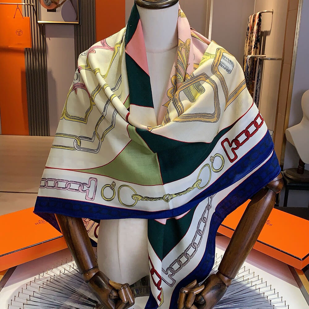 H**mes shawl