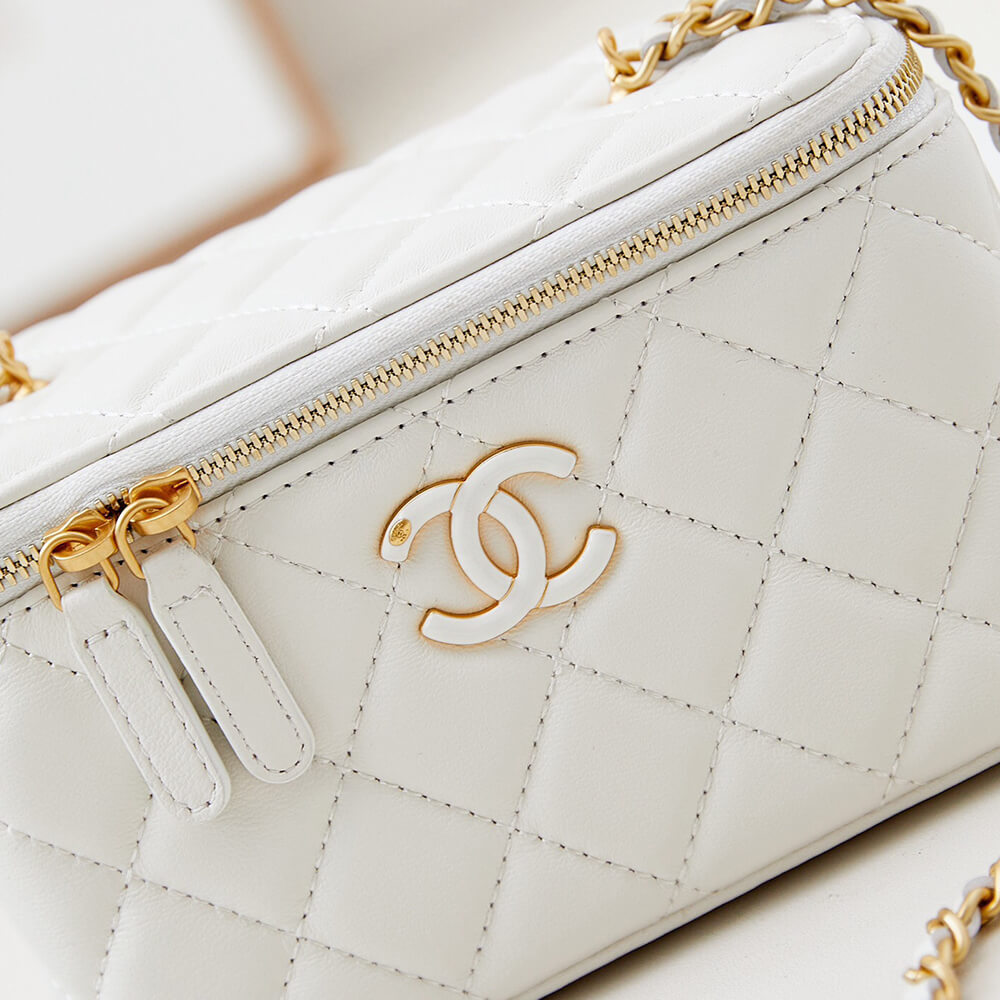 Ch*el vanity with chain(high-end grade)