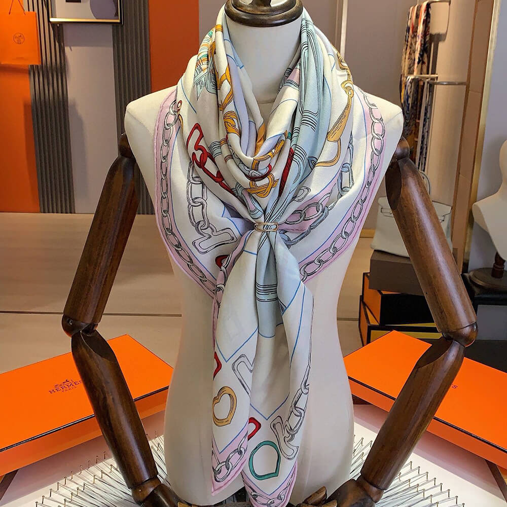H**mes shawl