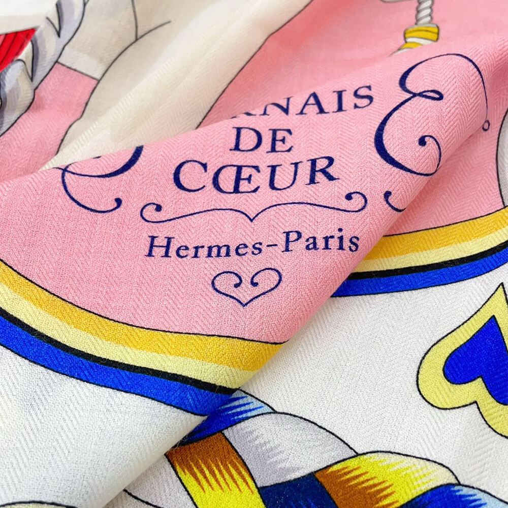 H**mes shawl