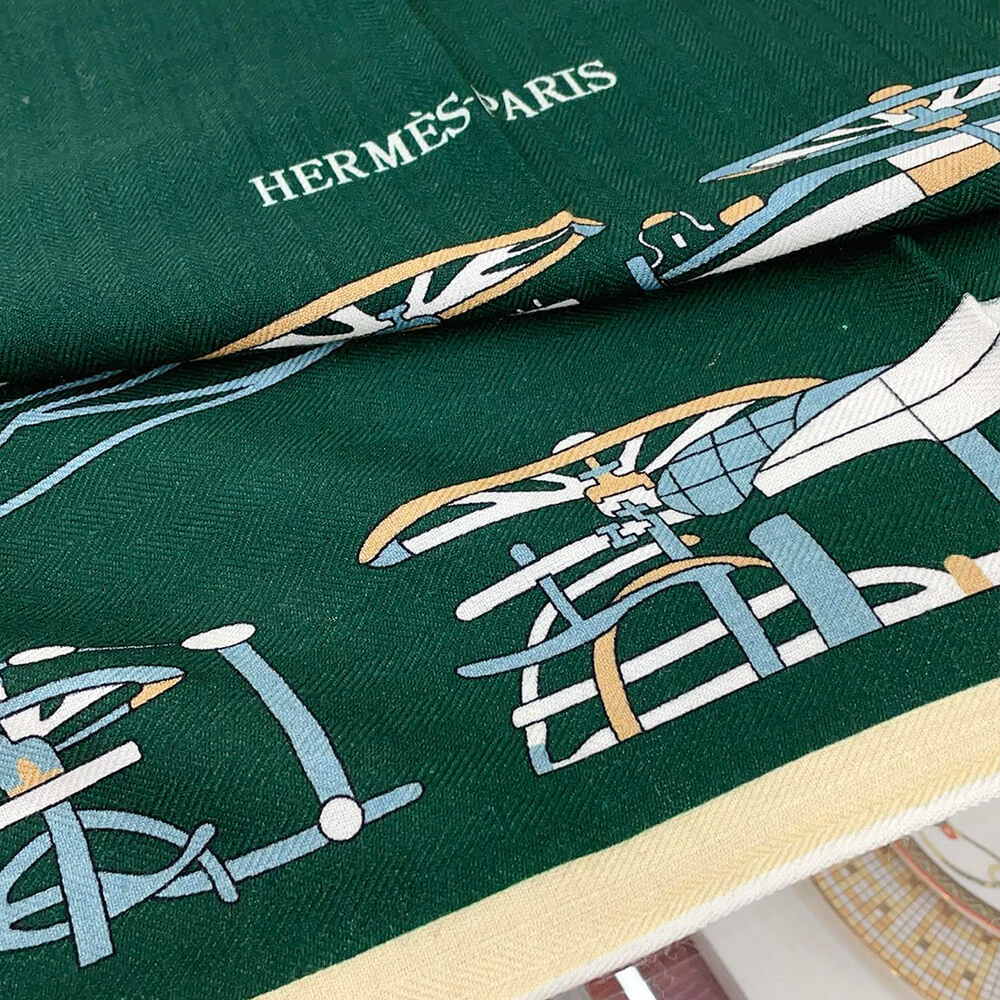 H**mes shawl