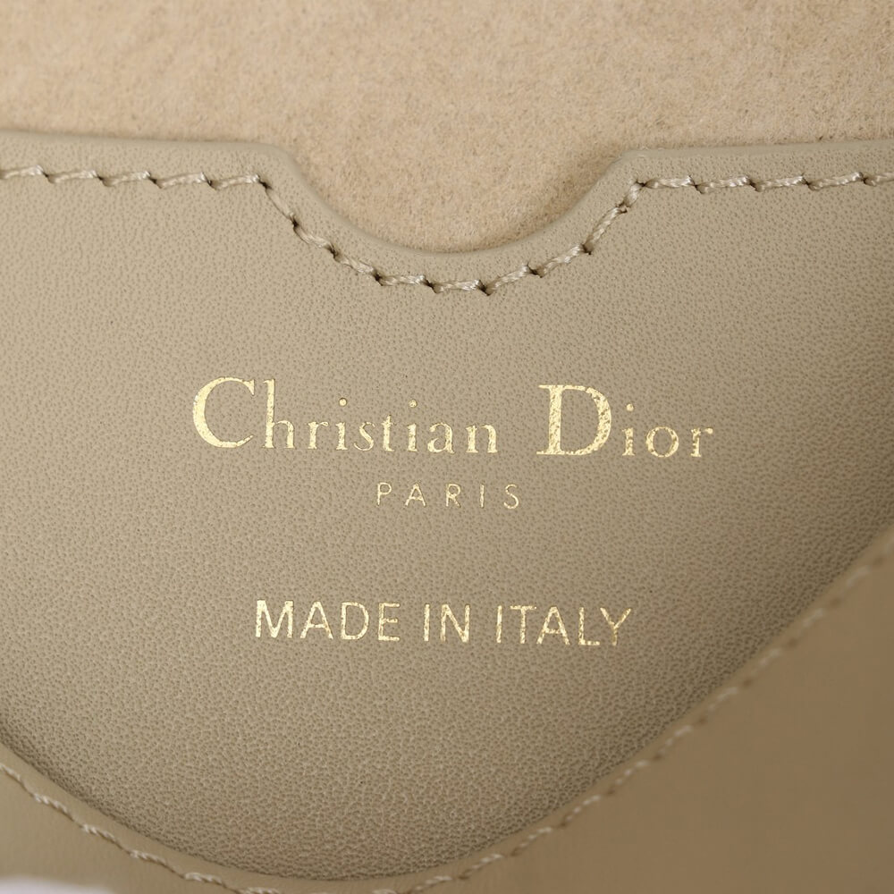 medium D*or bobby bag