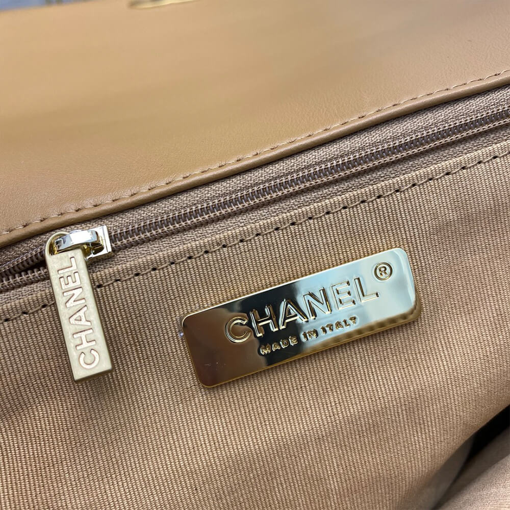 Ch*el 19 maxi handbag(high-end grade)