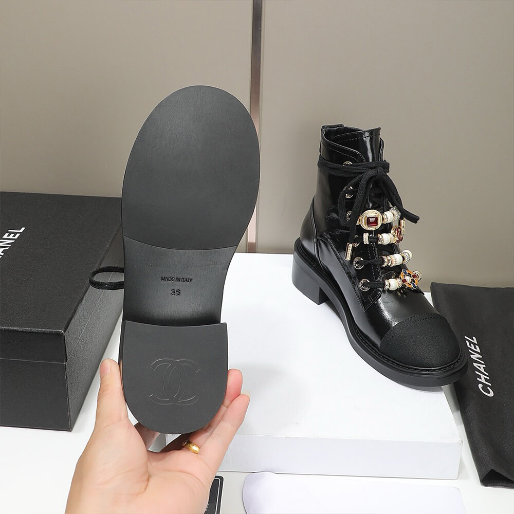 Ch*el combat boots