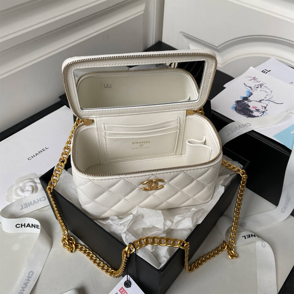 Ch*el vanity with chain(high-end grade)