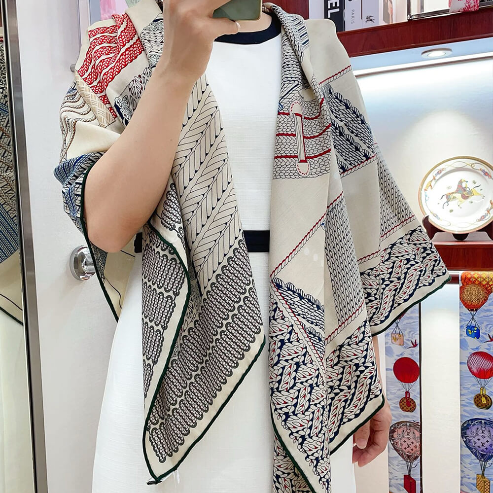 H**mes shawl