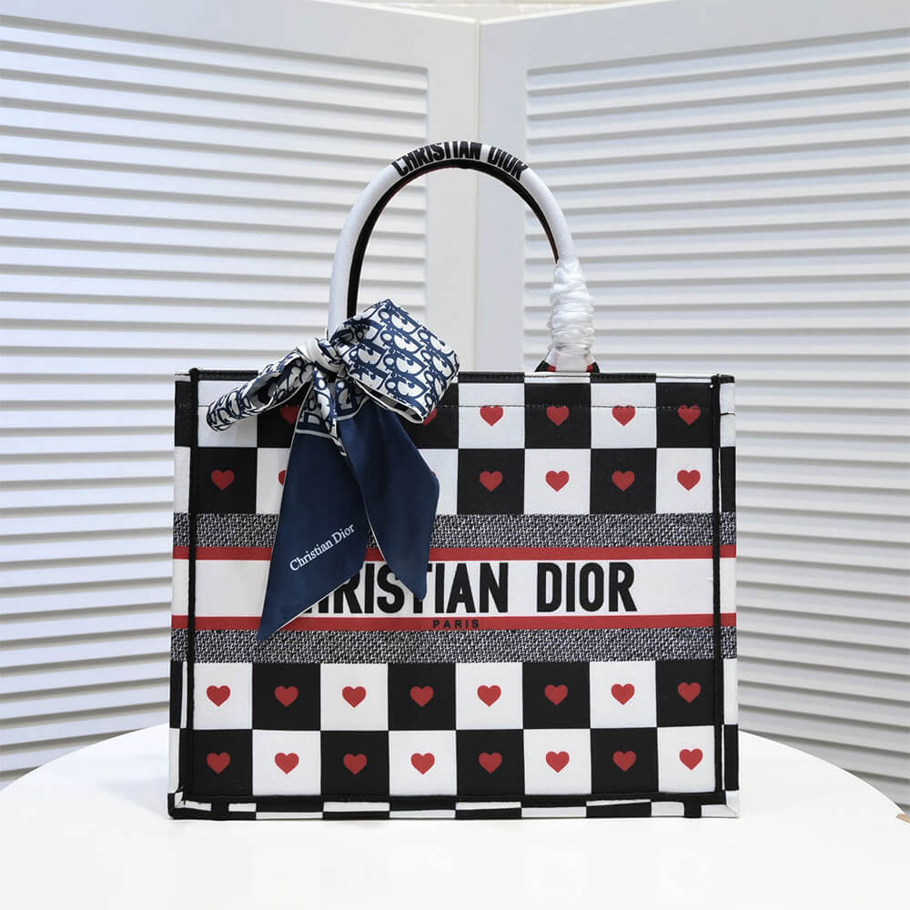 medium D*oramour D*or book tote
