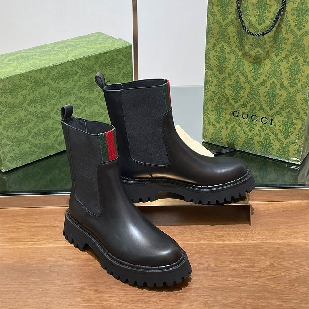 G*u*i women’s boot with web