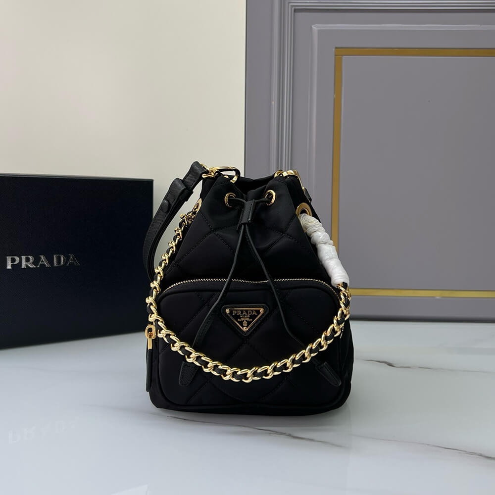 Pra*a re-edition 1995 chaîne re-nylon shoulder bag(high-end grade)