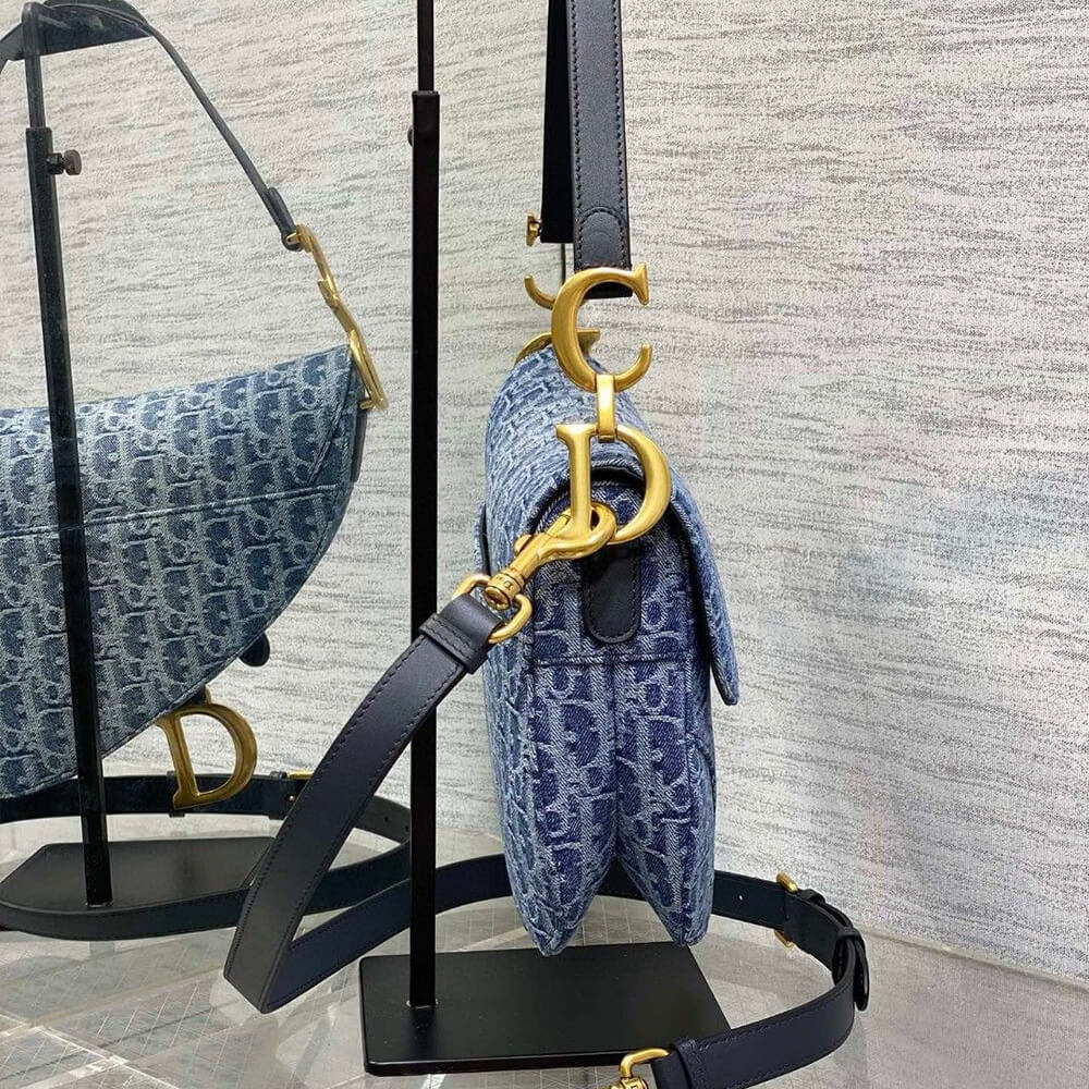 D*or saddle bag with strap