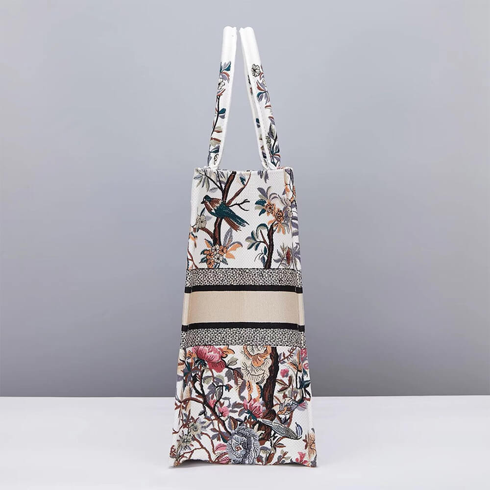 D*or large D*or book tote