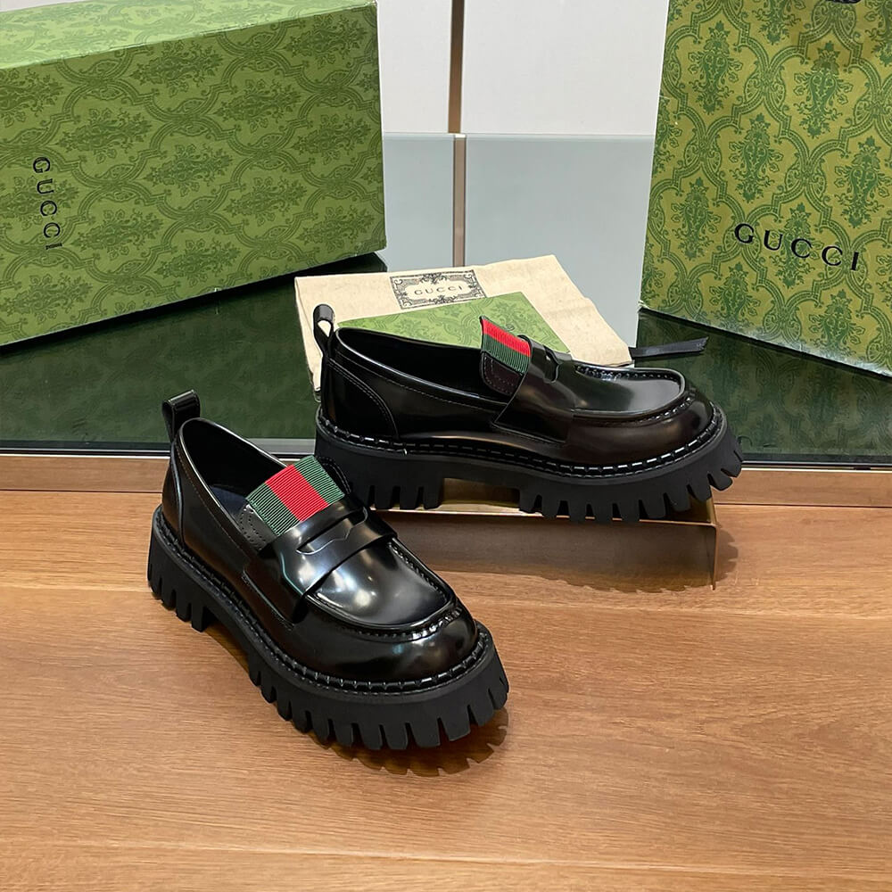 G*u*i women’s loafer with web