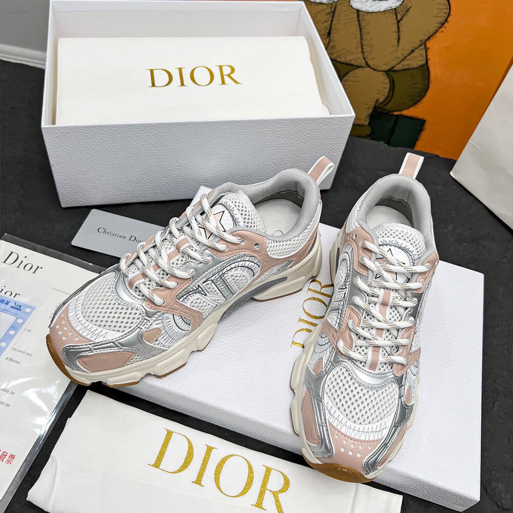 D*or chrono sneaker