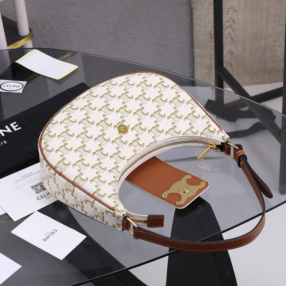 Ce**e medium ava triomphe bag