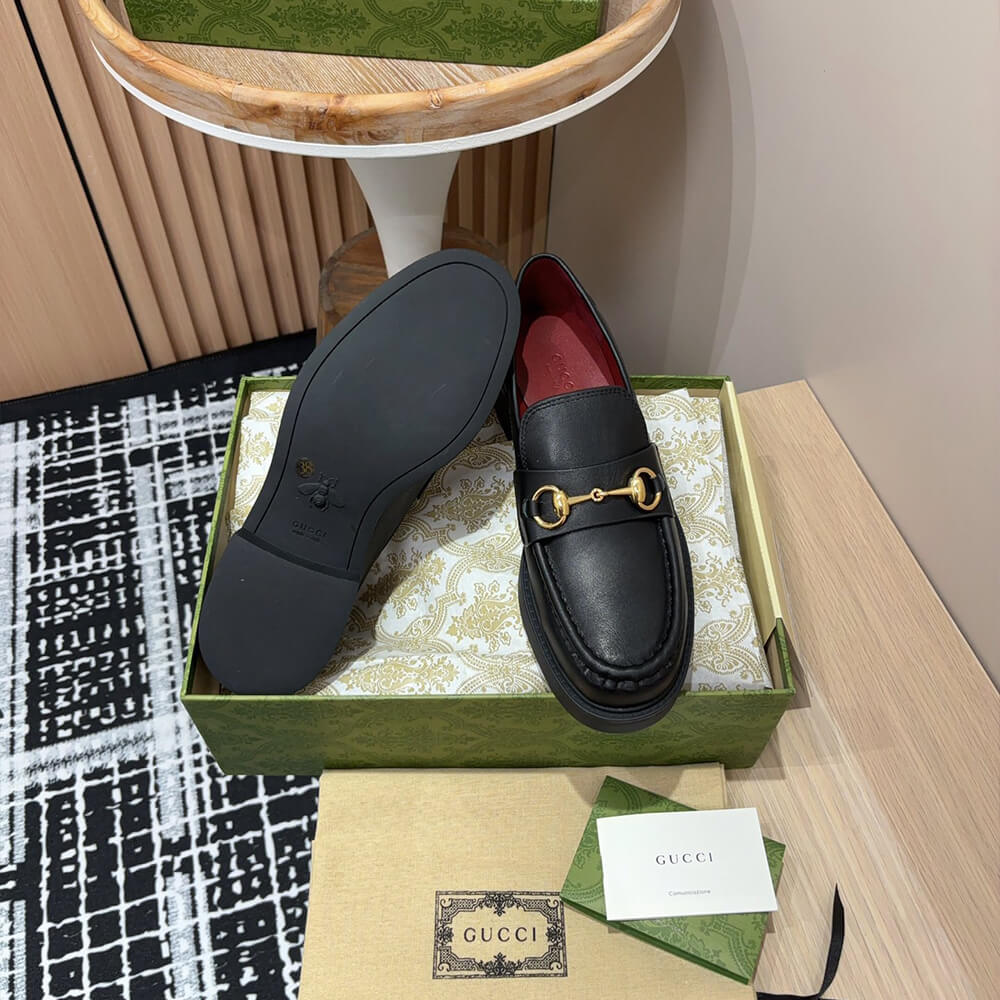 G*u*i women’s loafer with horsebit
