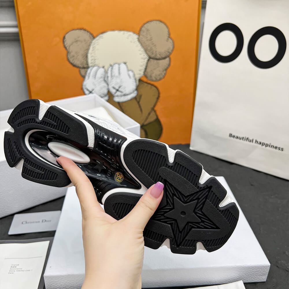 D*or chrono sneaker