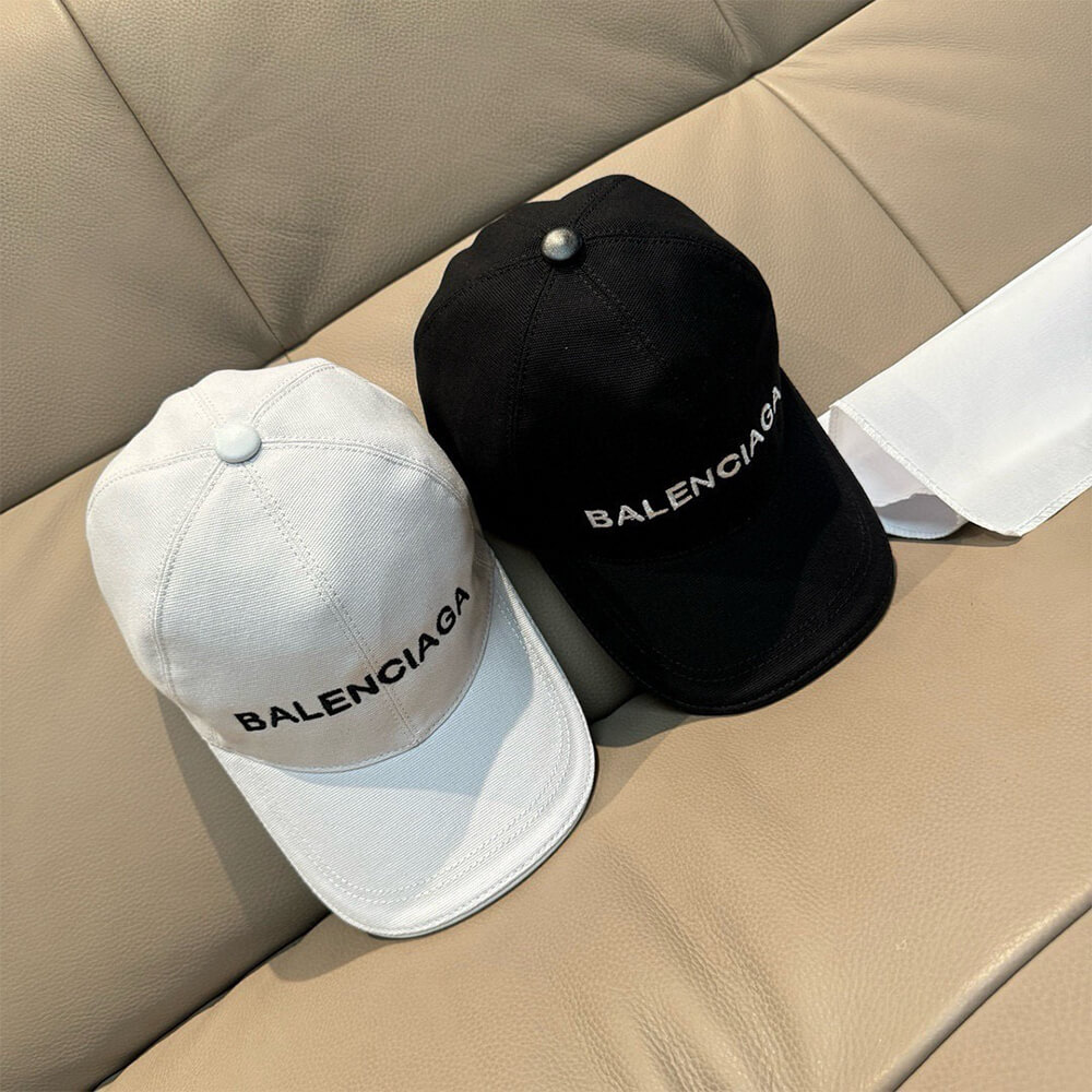 Ba*len*cia*ga cap