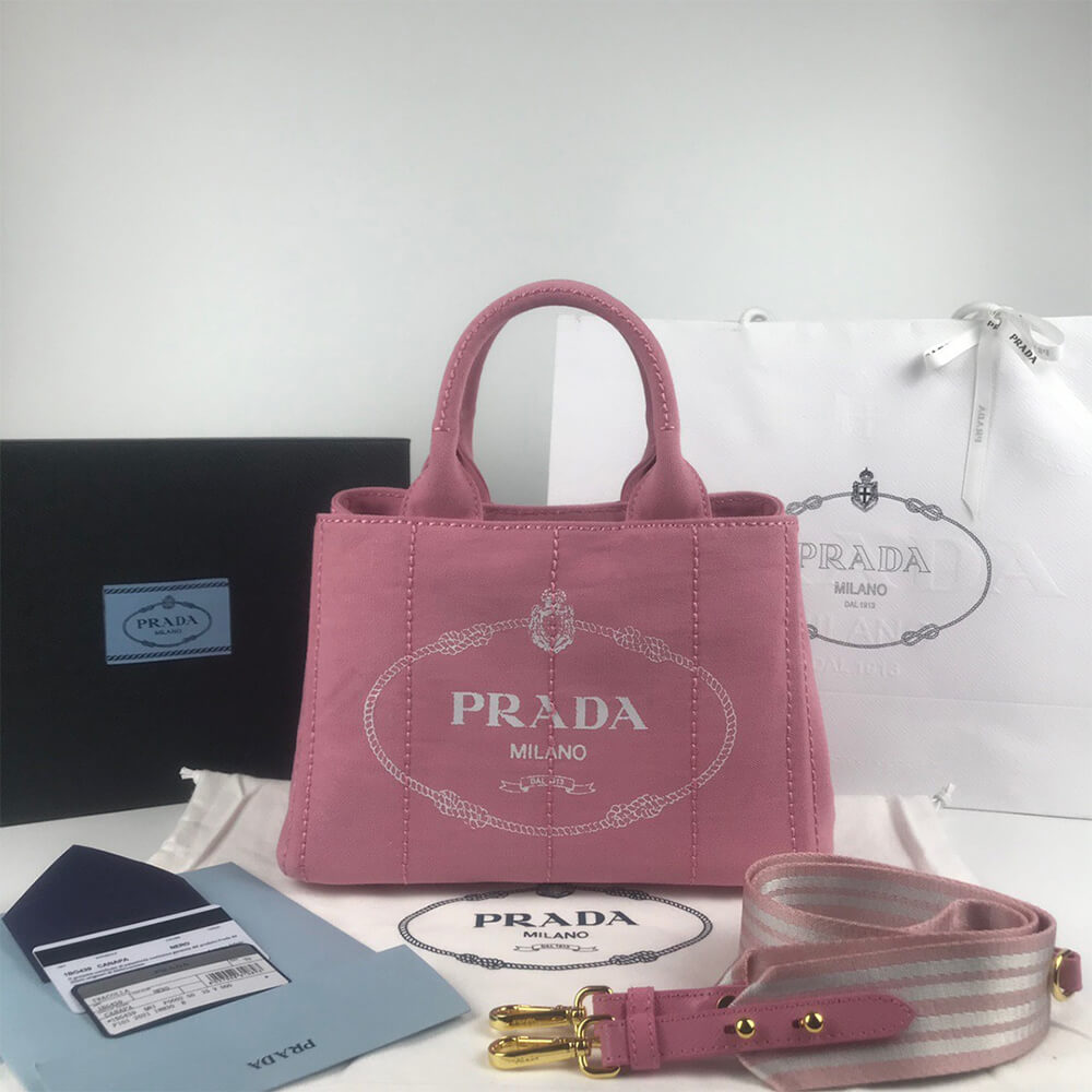 Pra*a canapa bag