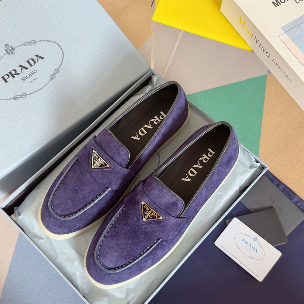 Pra*a unisex loafer