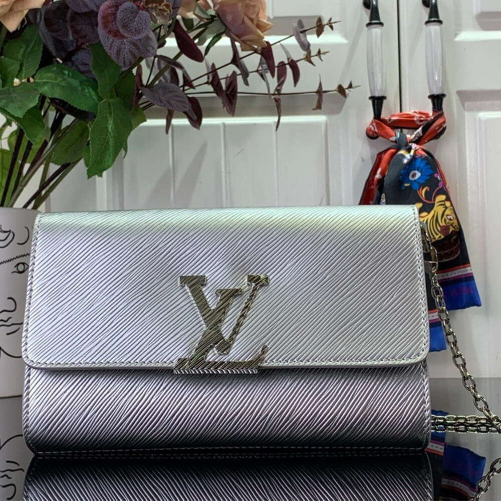 lv pochette L**ise