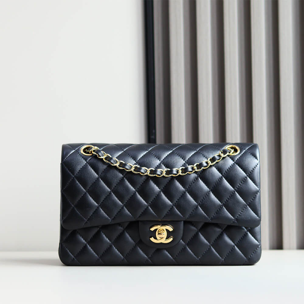 Ch*el classic flap handbag(tax-free grade)
