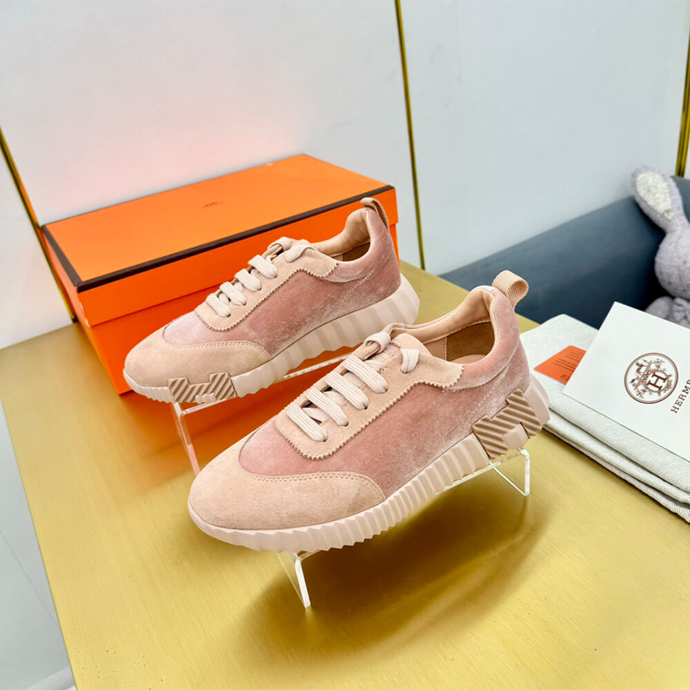 H**mes bouncing sneaker