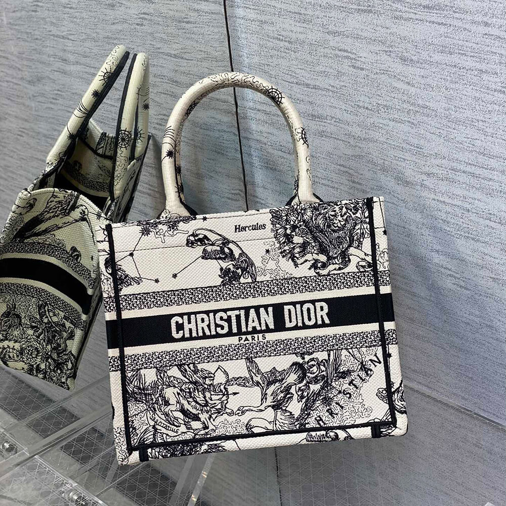 small D*or book tote