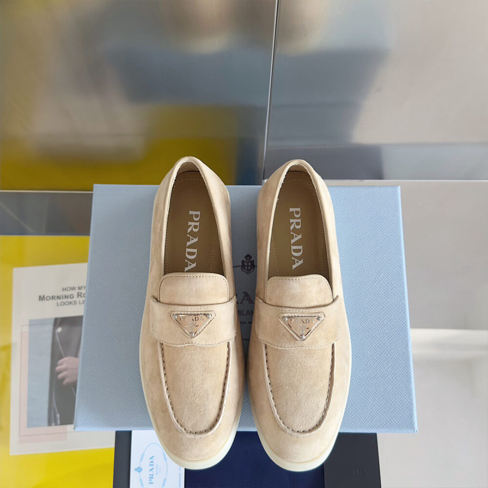 Pra*a unisex loafer