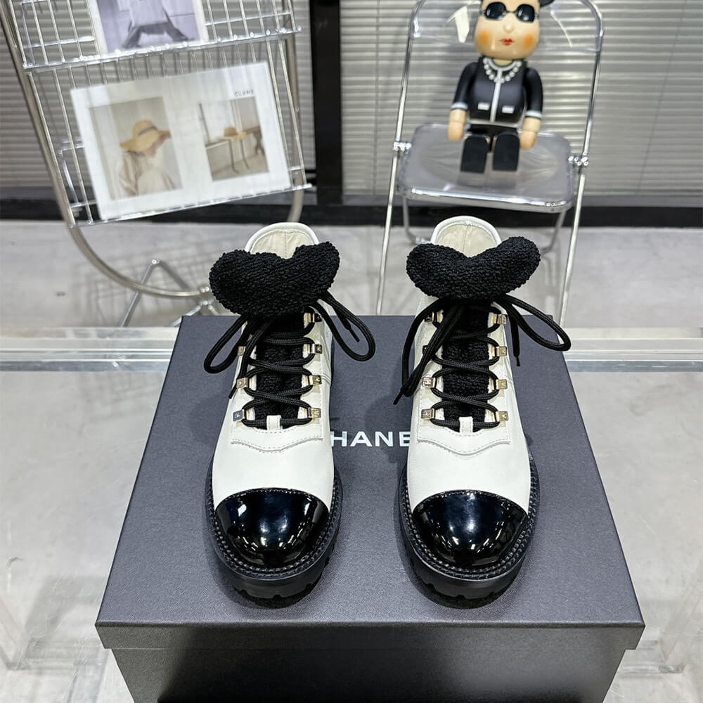 Ch*el boots