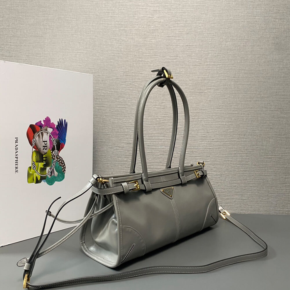 Pra*a medium leather handbag(high-end grade)