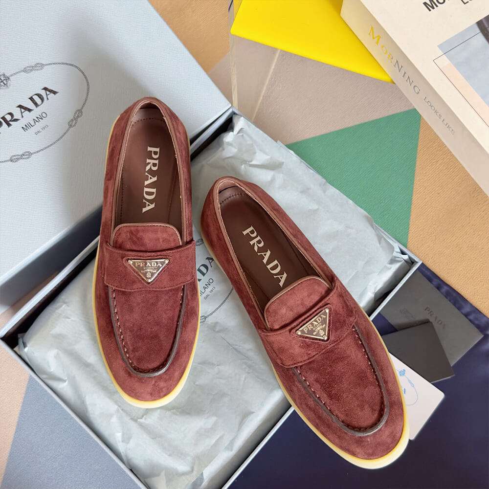 Pra*a unisex loafer