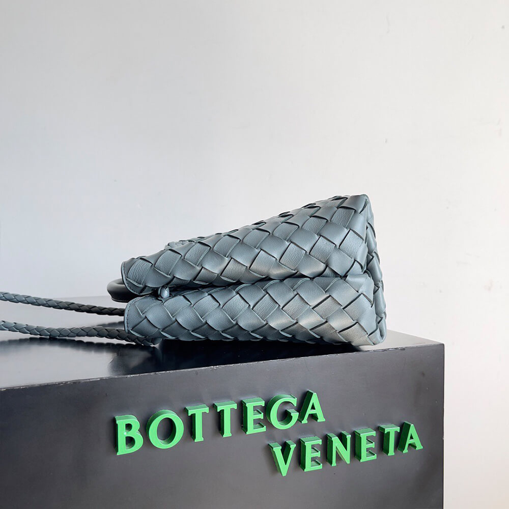 bo*te*ga Ve*ne*ta small andiamo