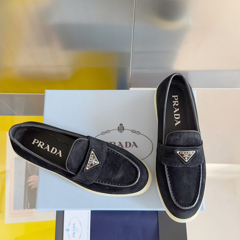 Pra*a unisex loafer