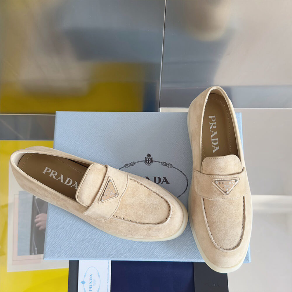 Pra*a unisex loafer