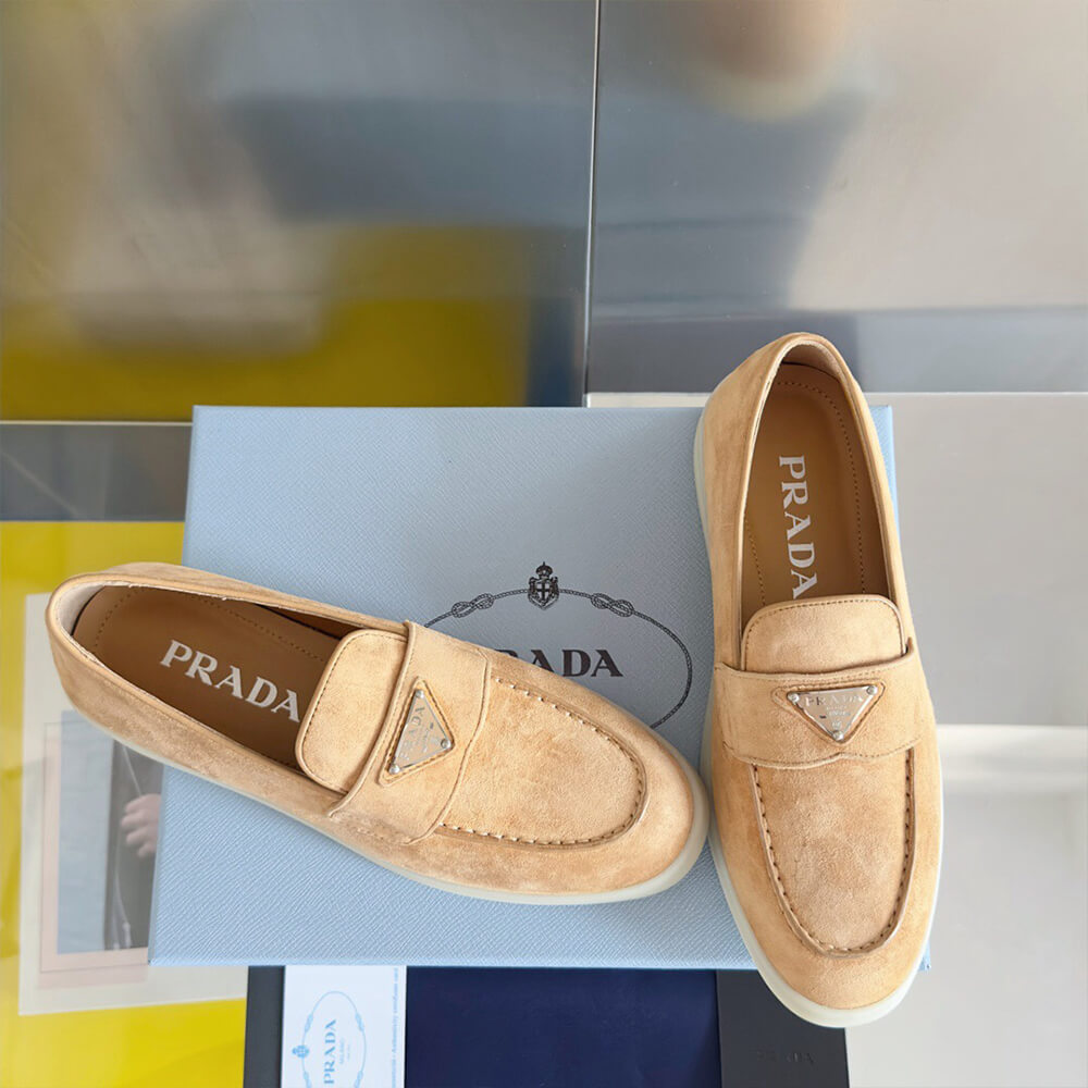 Pra*a unisex loafer